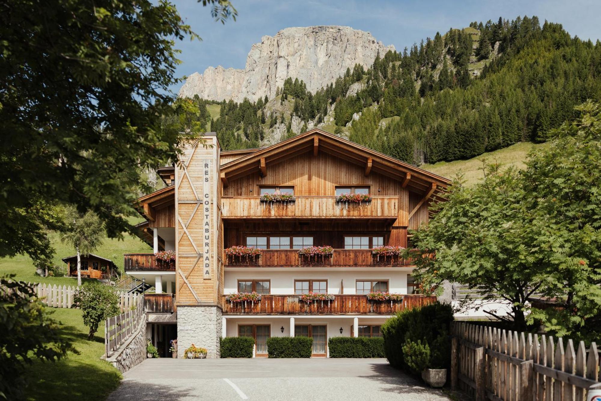 Residence Costa Burjada Colfosco Kültér fotó